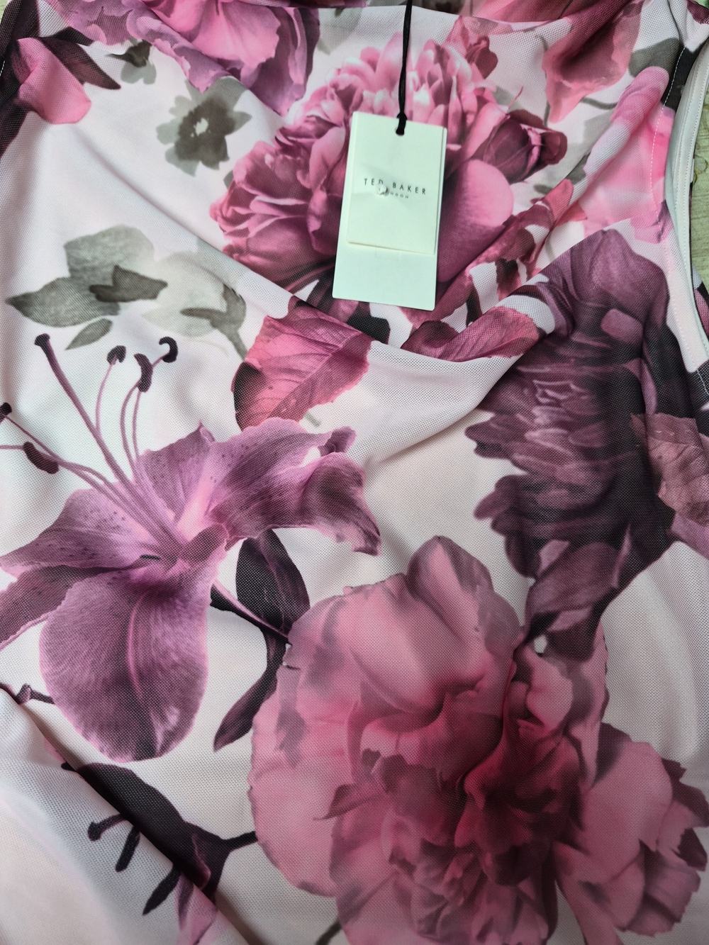 Ted Baker Pink Floral Sleeveless Blouse - Picture 8 of 9